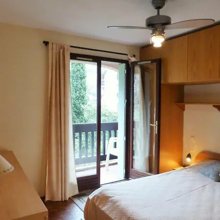 4pa133 Avec Piscine Et Parking